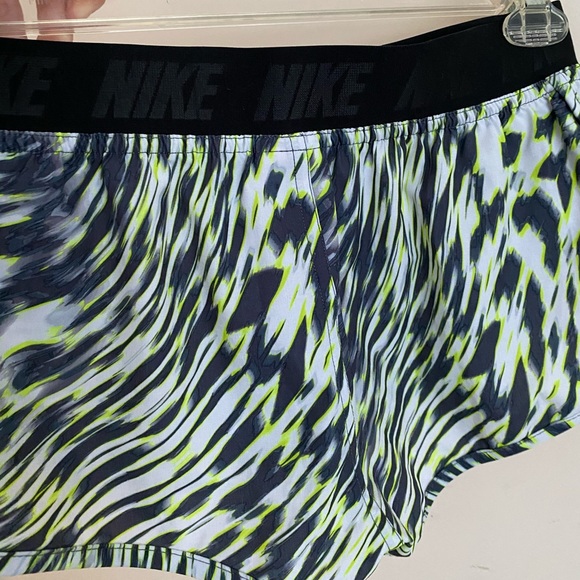 Summer Nike shorts - Picture 6 of 8
